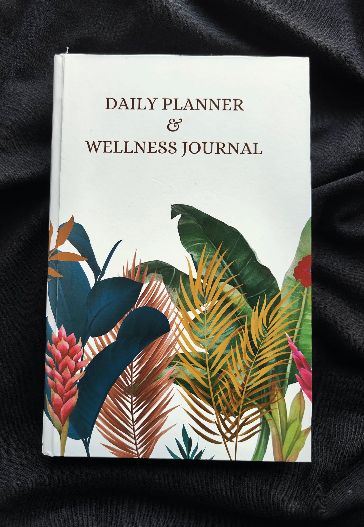 Daily Planner And Wellness Journal - Weekly, Monthly Overview, Vision Board, Travel Planner, Gratitude & Health Tracker