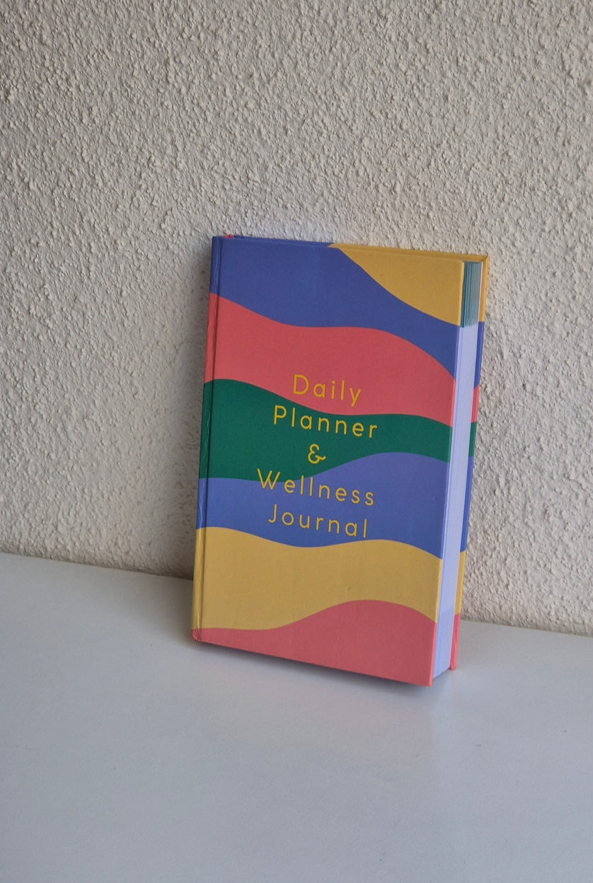 Daily Planner And Wellness Journal - Weekly, Monthly Overview, Vision Board, Travel Planner, Gratitude & Health Tracker